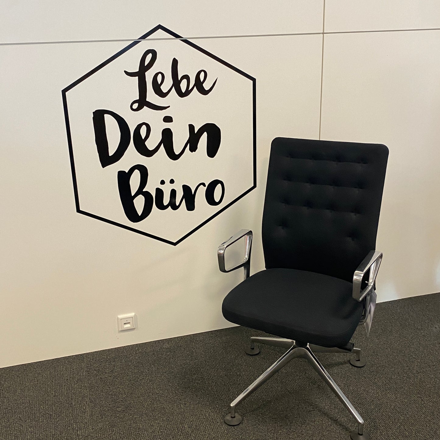 Vitra - ID Trim Konferenzstuhl